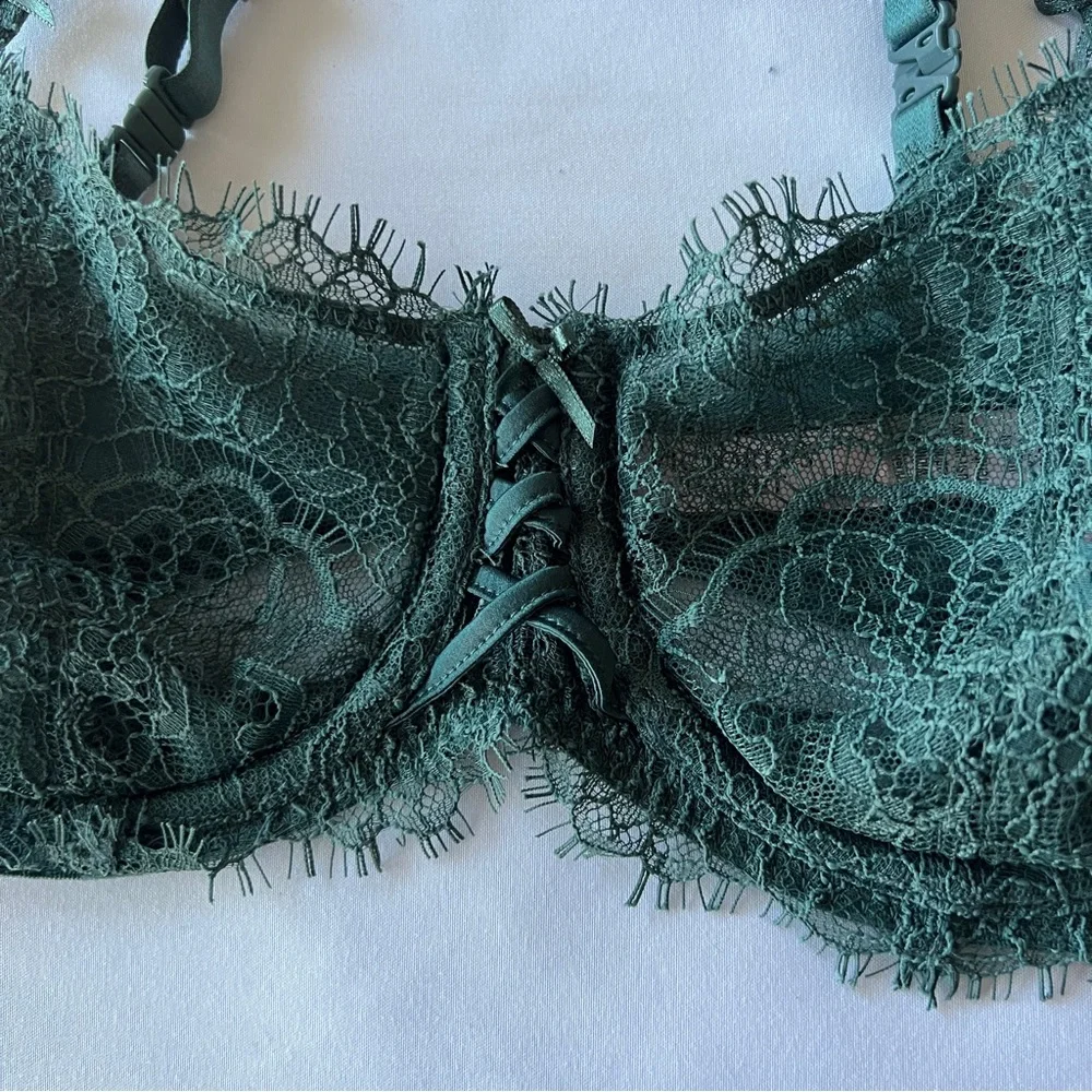 NWOT Victoria's Secret Dream Angels Push Up Without Padding in Green, 32C - Picture 6 of 9
